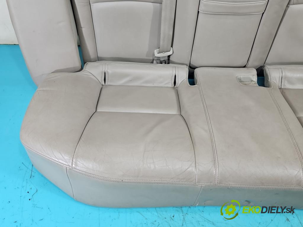 Toyota Avensis III T27 2009-2018 2.2 D-CAT 150 hp automatic 110 kW 2231 cm3 5- sedačke: komplet