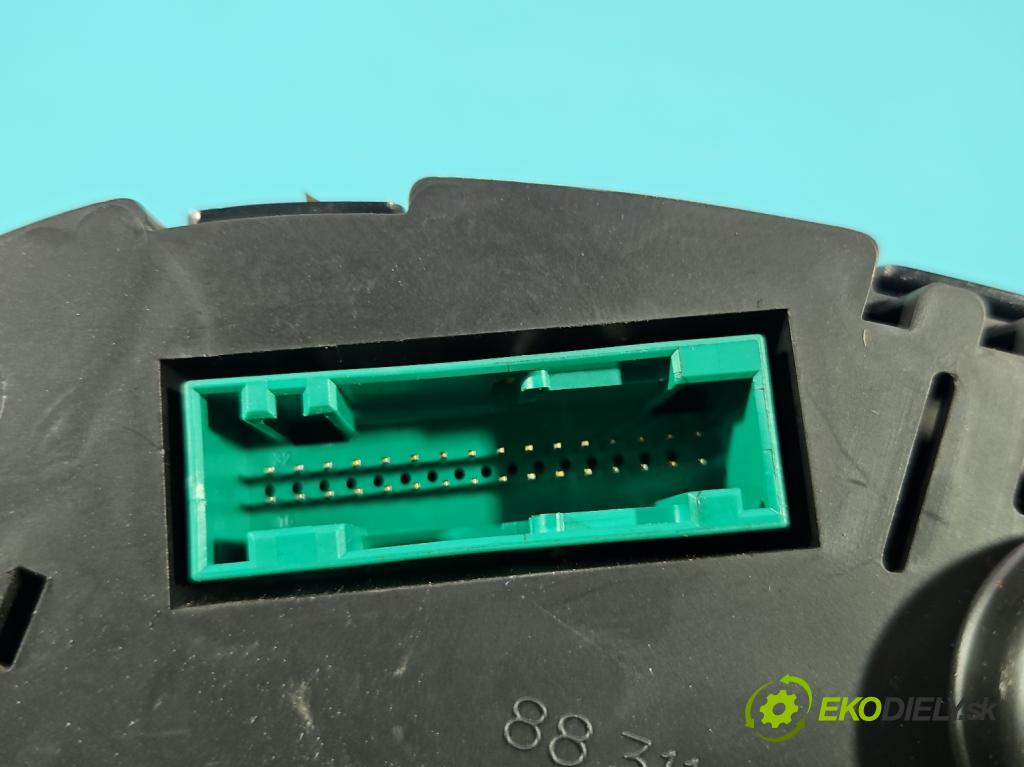 Seat Leon I 1999-2005 1.6 16V 105 HP manual 77 kW 1598 cm3 5- prístrojovka/ budíky 1M0920802A (Prístrojová doska)