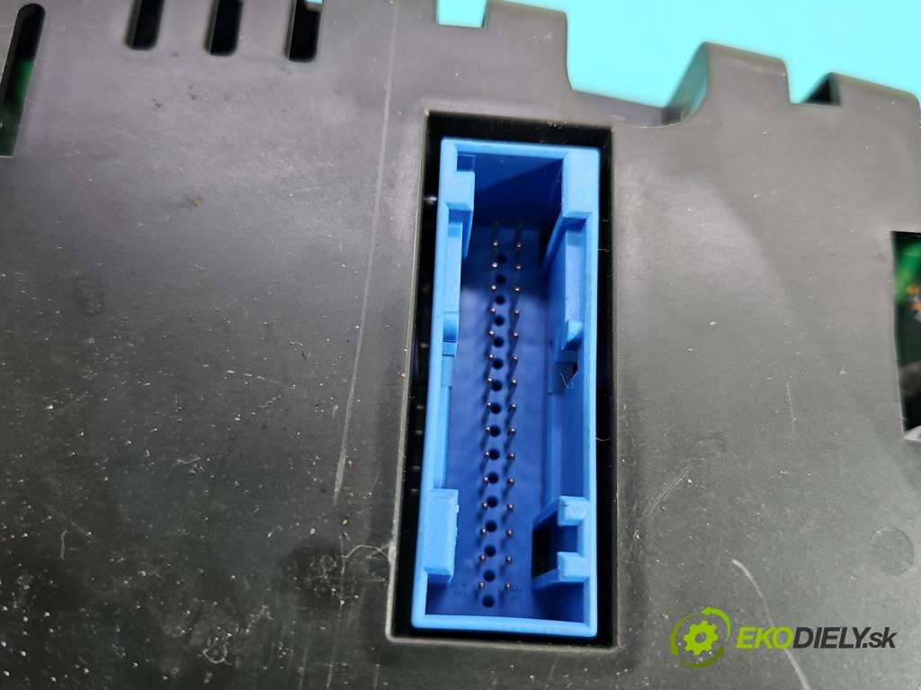 Vw Passat B6 2005-2010 2.0 tdi 170 HP automatic 125 kW 1968 cm3 5- prístrojovka/ budíky 3C0920871T (Prístrojová doska)