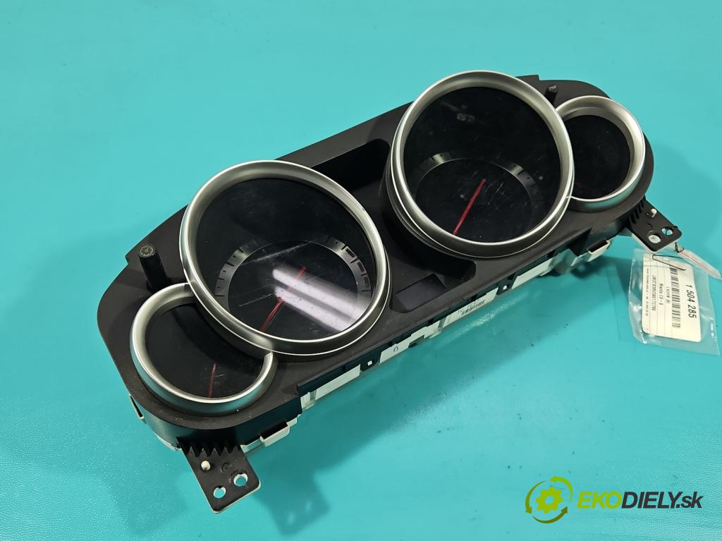 Mazda CX-9 3.7 V6 273KM: automatic 201 kW 3726 cm3 5- prístrojovka/ budíky TU TE97 (Prístrojová doska)