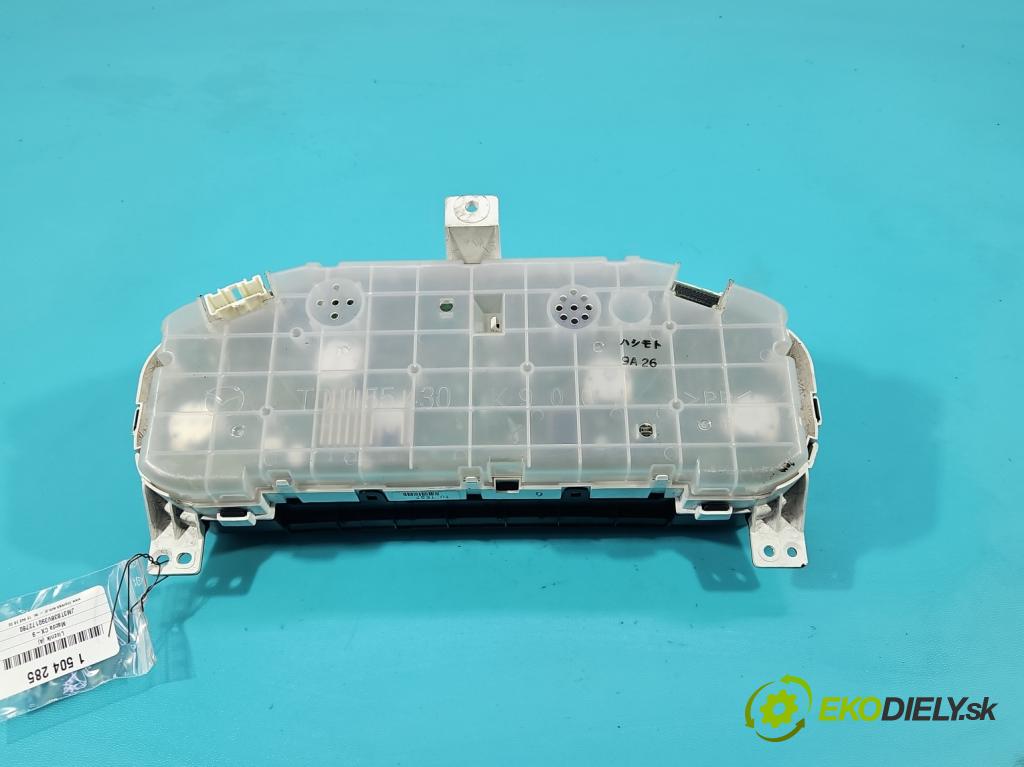 Mazda CX-9 3.7 V6 273KM: automatic 201 kW 3726 cm3 5- prístrojovka/ budíky TU TE97 (Prístrojová doska)