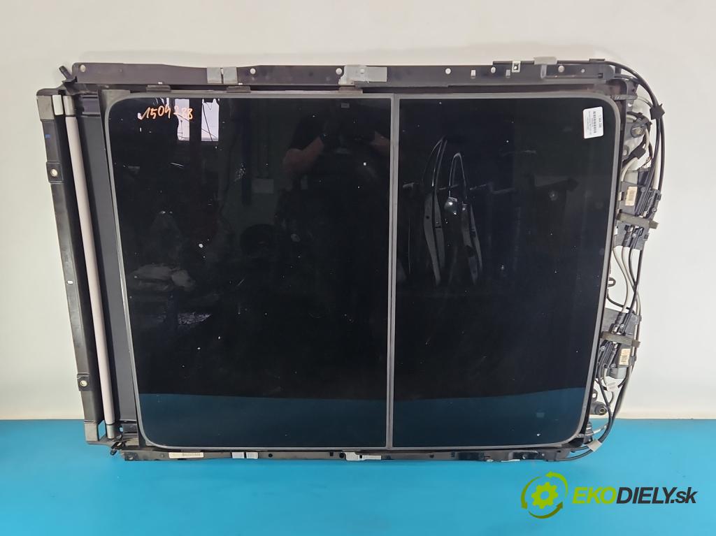 Jeep Grand Cherokee WK2 IV 2010-2021 3.0 CRD 241KM automatic 177 kW 2987 cm3 5- Střešní okno: 30020271G (Sklo karosérie)