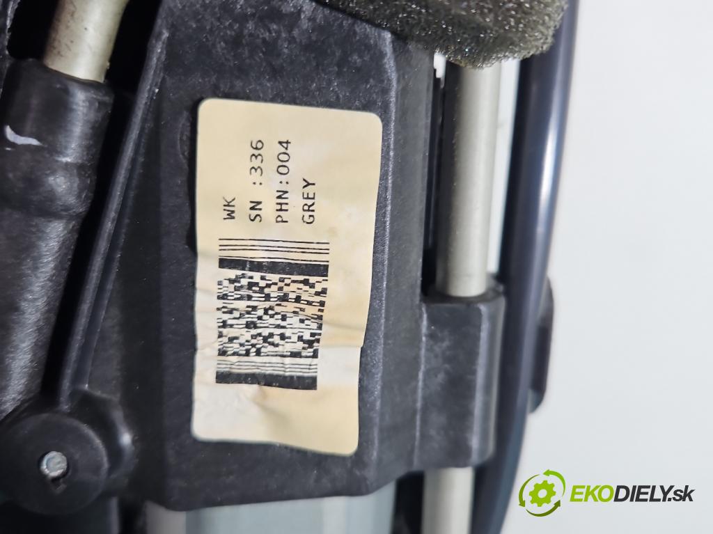 Jeep Grand Cherokee WK2 IV 2010-2021 3.0 CRD 241KM automatic 177 kW 2987 cm3 5- Střešní okno: 30020271G (Sklo karosérie)