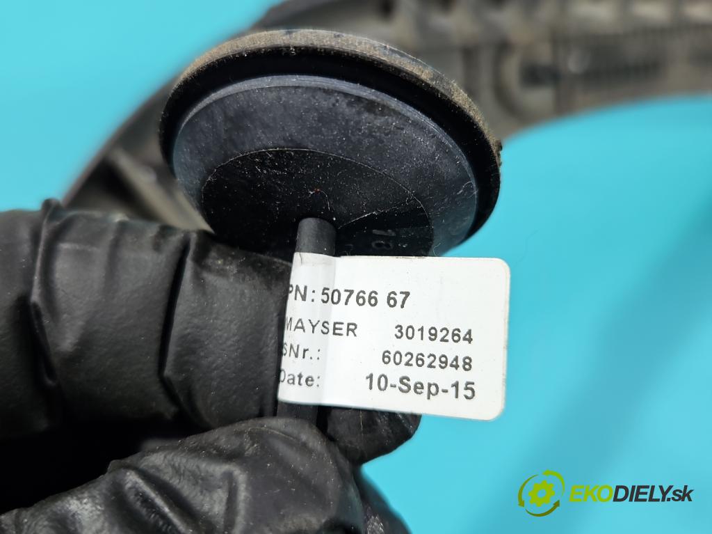 Kia Sorento III 2014-2020 2.0 crdi 185 HP automatic 136 kW 1999 cm3 5- snímač otvorenie: kufrové dvere 83140-C5100