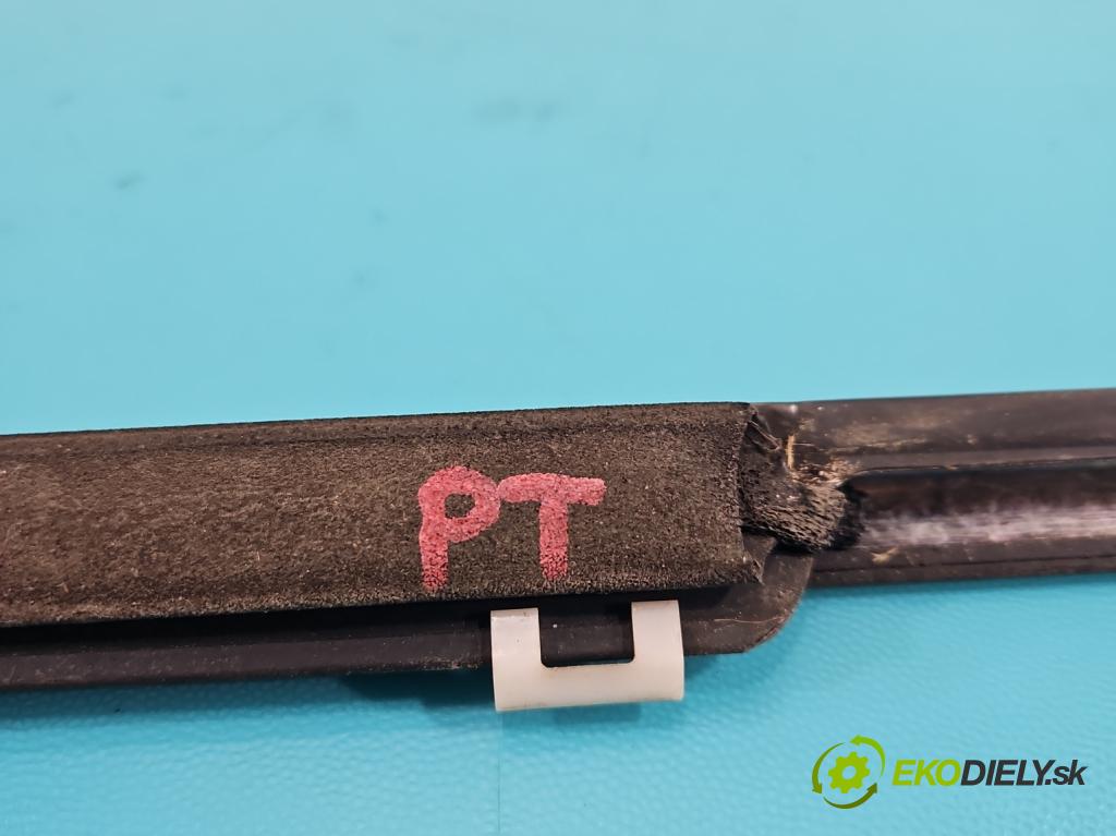 Kia Sorento III 2014-2020 2.0 crdi 185 hp automatic 136 kW 1999 cm3 5- Těsnění: dveře zadní pravé  (Karoserie ostatní)