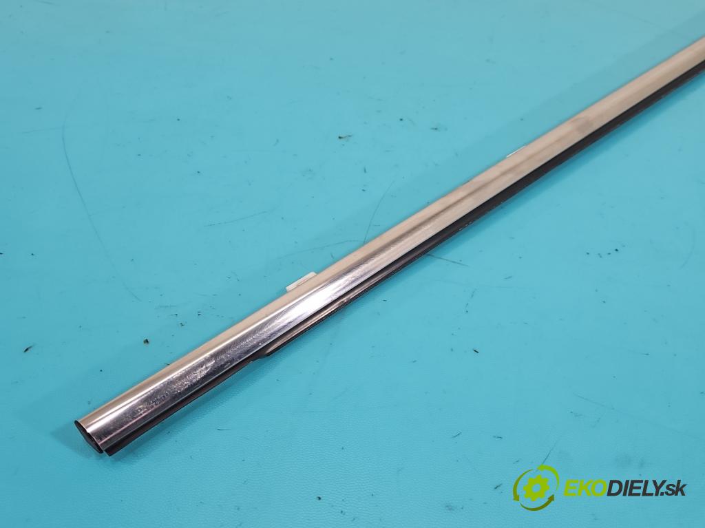 Kia Sorento III 2014-2020 2.0 crdi 185 hp automatic 136 kW 1999 cm3 5- Těsnění: dveře zadní pravé  (Karoserie ostatní)