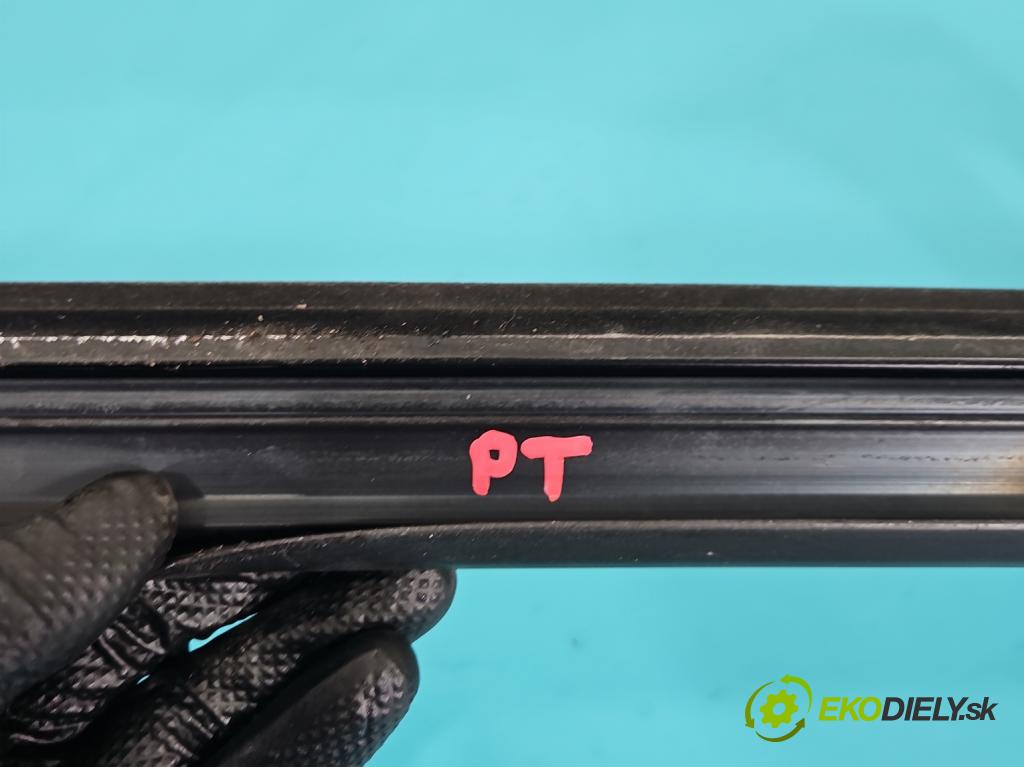 Kia Sorento III 2014-2020 2.0 crdi 185 hp automatic 136 kW 1999 cm3 5- Těsnění: dveře zadní pravé  (Karoserie ostatní)