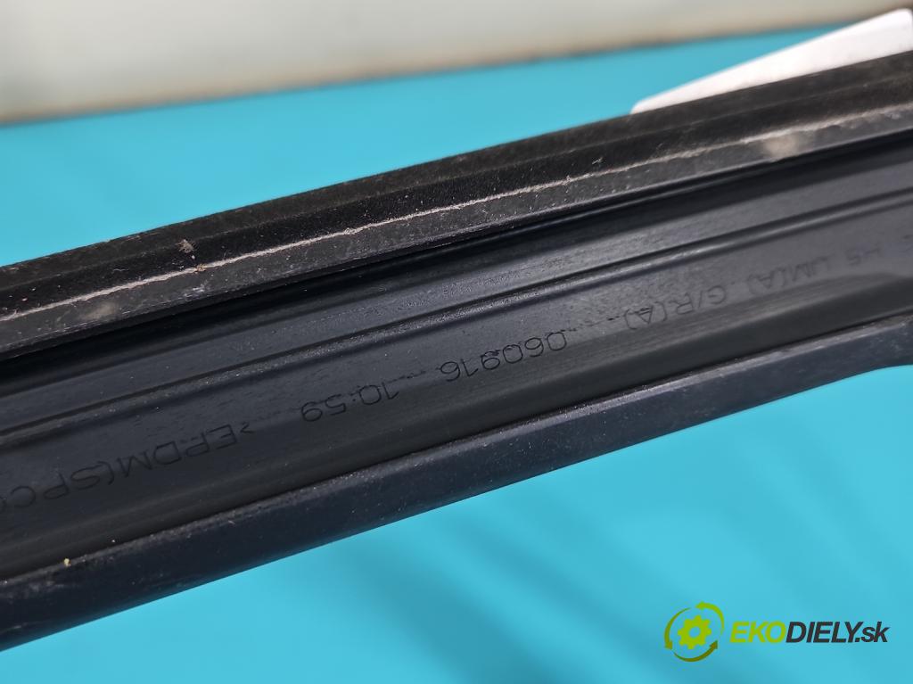 Kia Sorento III 2014-2020 2.0 crdi 185 hp automatic 136 kW 1999 cm3 5- Těsnění: dveře zadní pravé  (Karoserie ostatní)