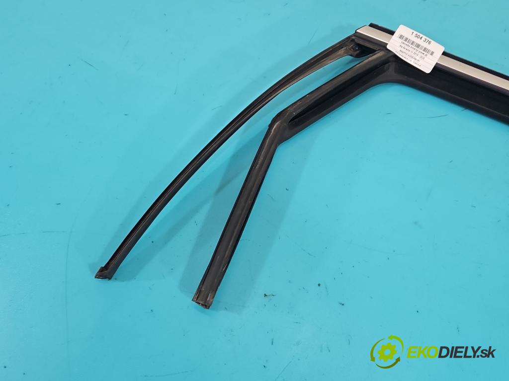 Kia Sorento III 2014-2020 2.0 crdi 185 hp automatic 136 kW 1999 cm3 5- Těsnění: dveře zadní pravé  (Karoserie ostatní)