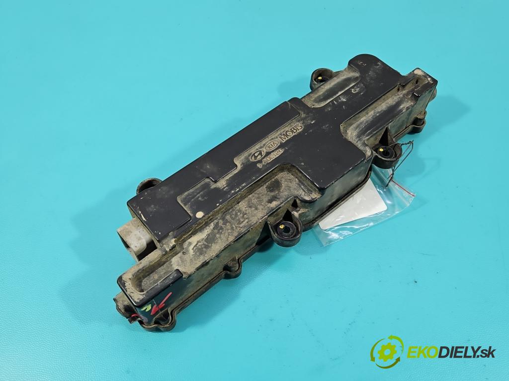 Kia Sorento III 2014-2020 2.0 crdi 185 HP automatic 136 kW 1999 cm3 5- Brzda manuál: elektrický: 59700-C5610 (Ručná brzda)