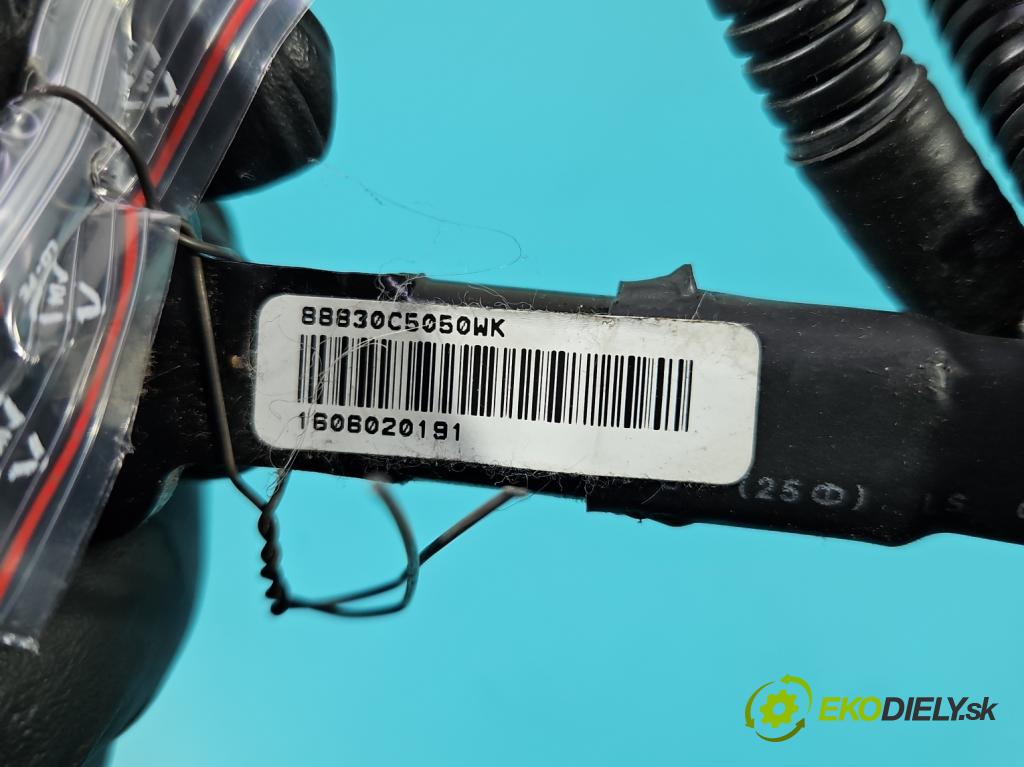 Kia Sorento III 2014-2020 2.0 crdi D4HA: 185 hp automatic 136 kW 1999 cm3 5- stěna bezpečnost přední levý 88830C505WK