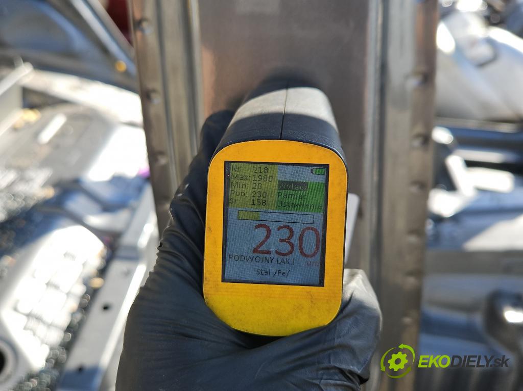 Jeep Grand Cherokee WK2 IV 2010-2021 3.0 CRD 241KM automatic 177 kW 2987 cm3 5- práh pravý  (Karoserie ostatní)