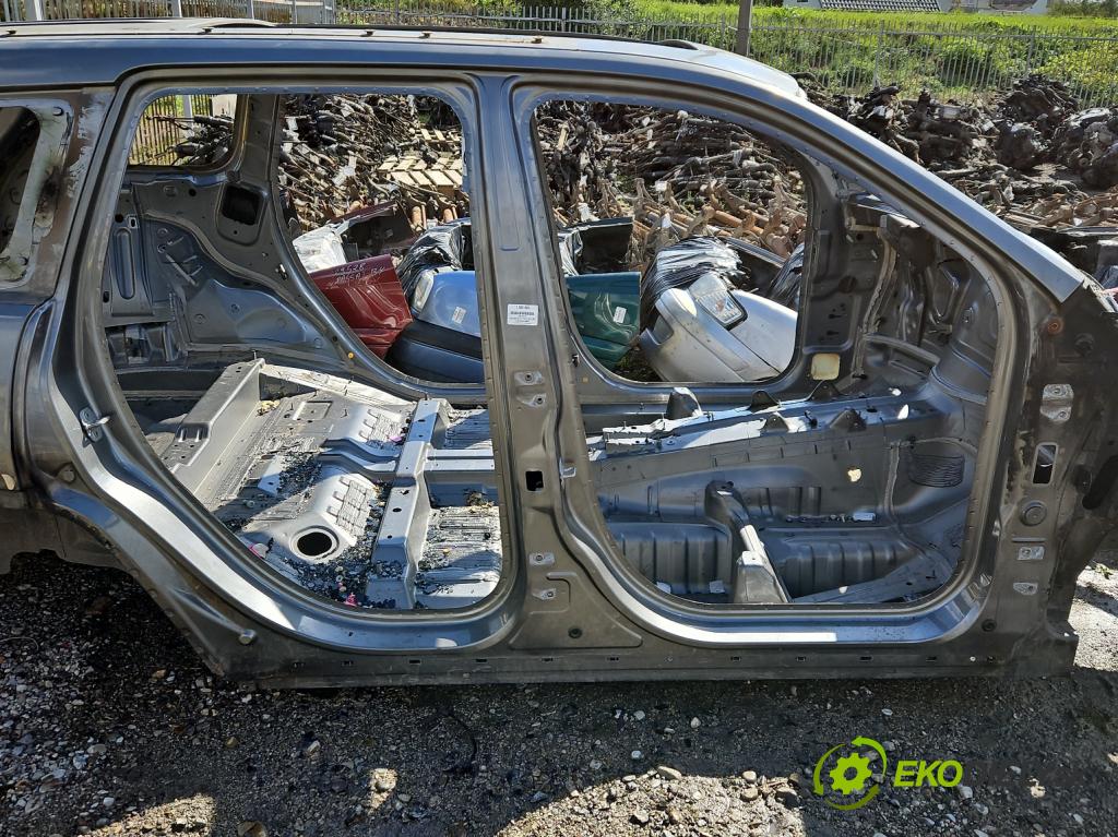 Jeep Grand Cherokee WK2 IV 2010-2021 3.0 CRD 241KM automatic 177 kW 2987 cm3 5- práh pravý  (Karoserie ostatní)