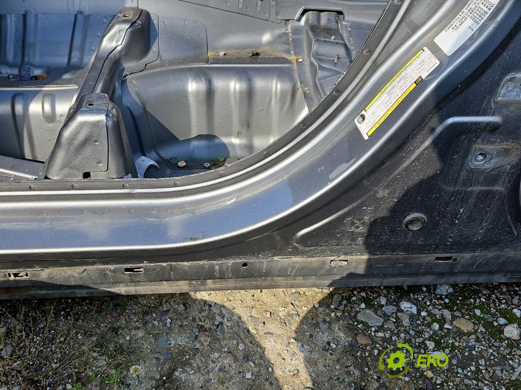 Jeep Grand Cherokee WK2 IV 2010-2021 3.0 CRD 241KM automatic 177 kW 2987 cm3 5- práh levý  (Karoserie ostatní)