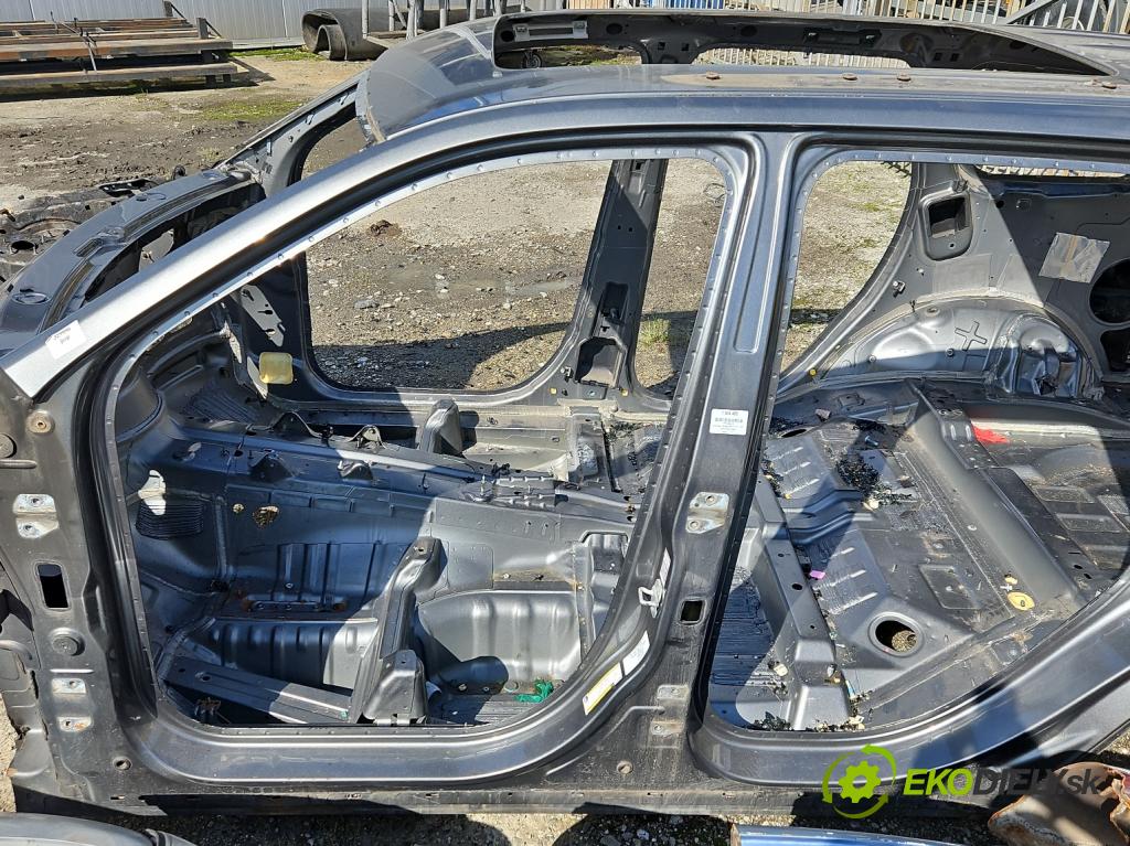 Jeep Grand Cherokee WK2 IV 2010-2021 3.0 CRD 241KM automatic 177 kW 2987 cm3 5- práh levý  (Karoserie ostatní)