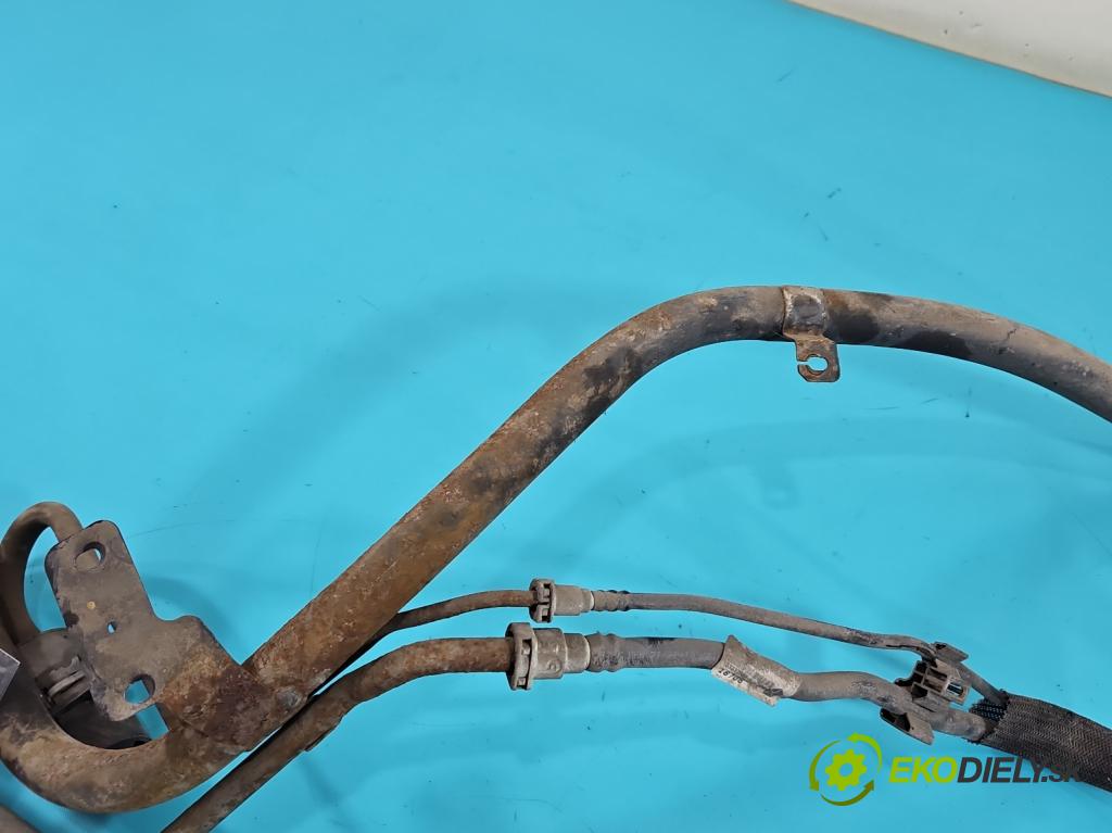 Jeep Grand Cherokee WK2 IV 2010-2021 3.0 CRD 241KM automatic 177 kW 2987 cm3 5- Infuze: paliva 68064723AC