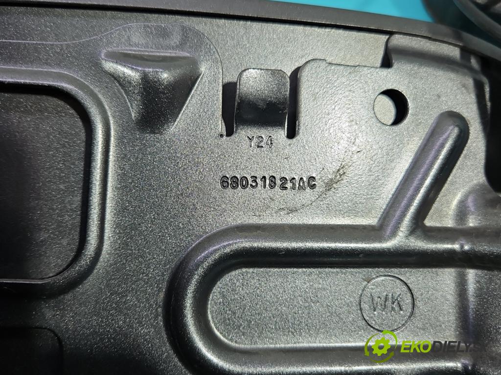 Jeep Grand Cherokee WK2 IV 2010-2021 3.0 CRD 241KM automatic 177 kW 2987 cm3 5- Klapka nalévání paliva 68031821AC (Klika dveří ostatní)