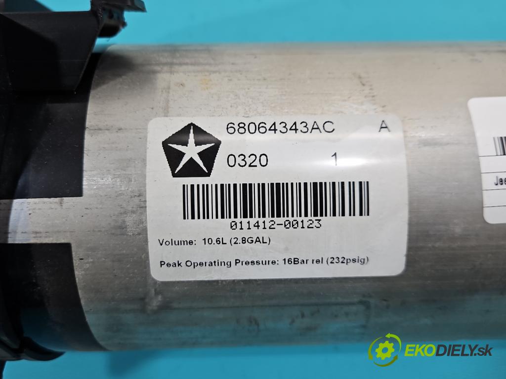 Jeep Grand Cherokee WK2 IV 2010-2021 3.0 CRD 241KM automatic 177 kW 2987 cm3 5- Nádrž: vzduchu 68064343AC (Obal vzduchového filtra)