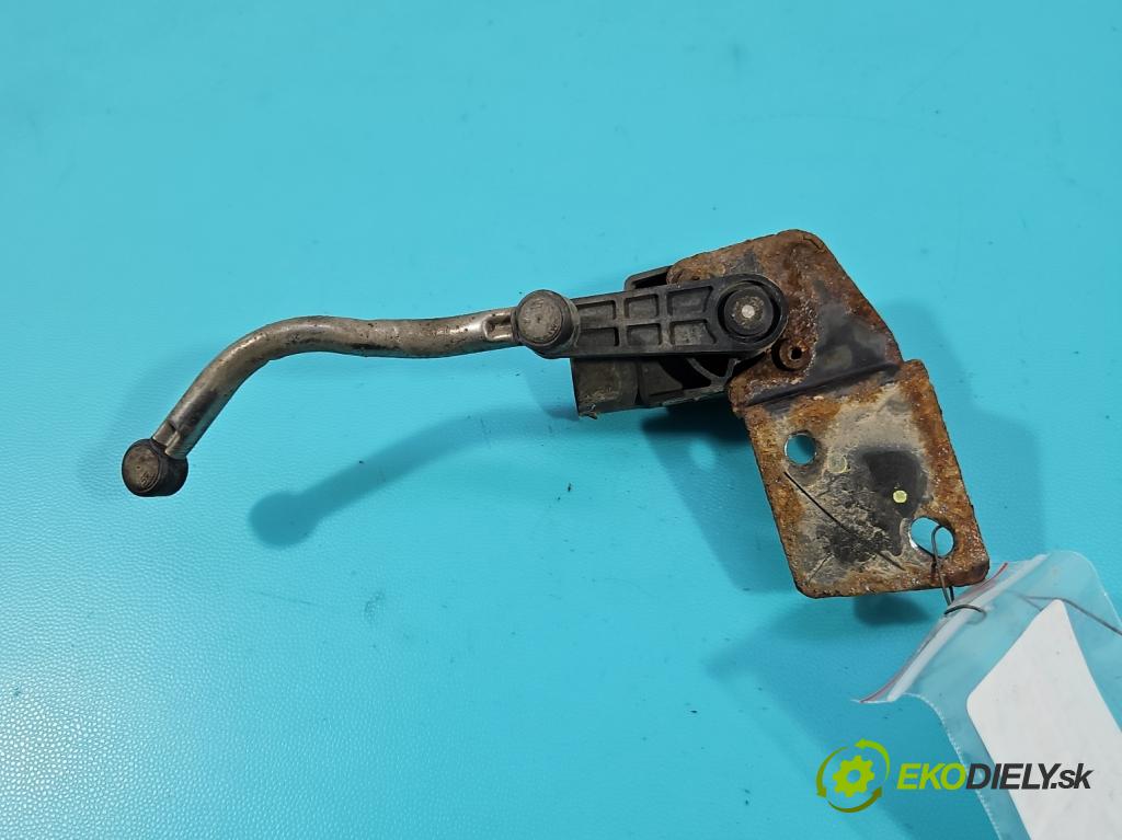 Jeep Grand Cherokee WK2 IV 2010-2021 3.0 CRD 241KM automatic 177 kW 2987 cm3 5- snímač nastavenia xenon 68164093AA (Snímač)