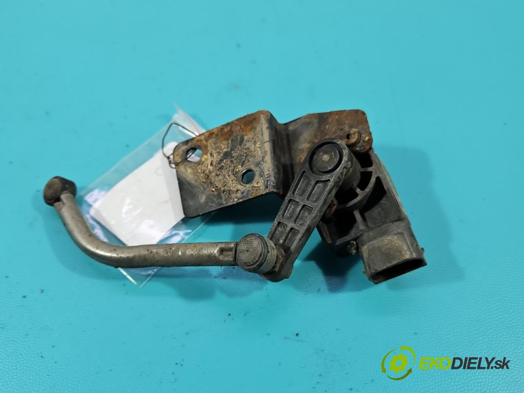 Jeep Grand Cherokee WK2 IV 2010-2021 3.0 CRD 241KM automatic 177 kW 2987 cm3 5- snímač nastavenia xenon 68164092AA (Snímač)