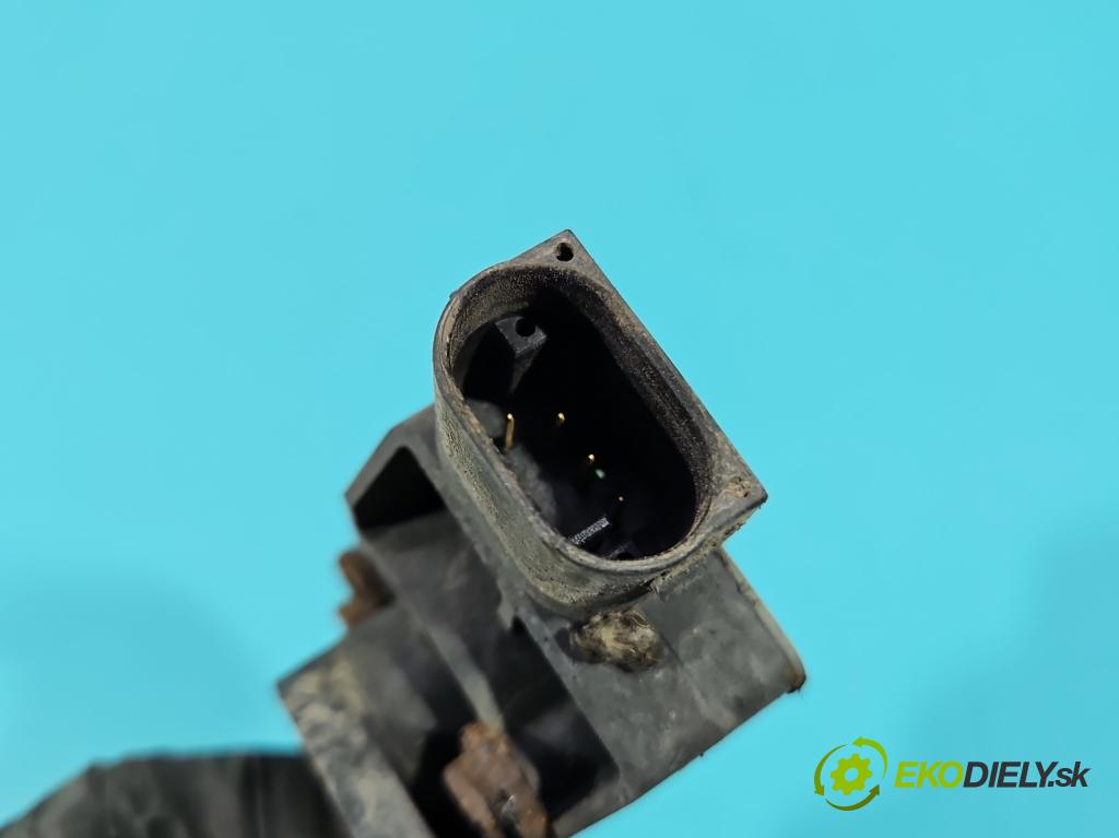 Jeep Grand Cherokee WK2 IV 2010-2021 3.0 CRD 241KM automatic 177 kW 2987 cm3 5- snímač nastavenia xenon 68164092AA (Snímač)