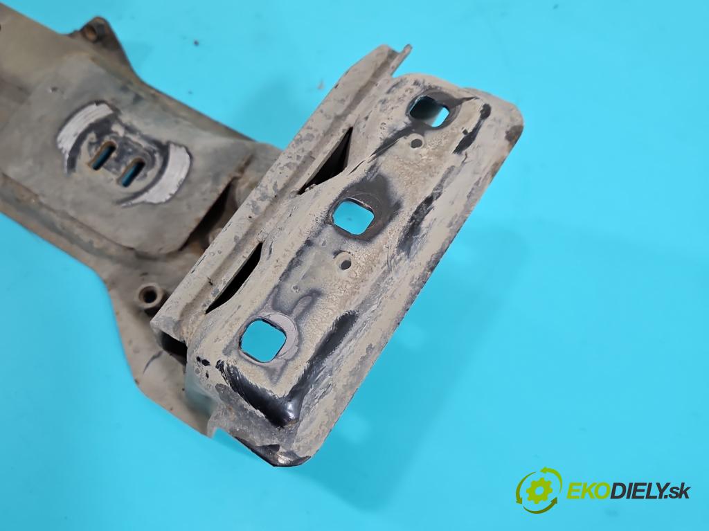 Jeep Grand Cherokee WK2 IV 2010-2021 3.0 CRD 241KM automatic 177 kW 2987 cm3 5- držiak skřie: stupeň,rýchlosť