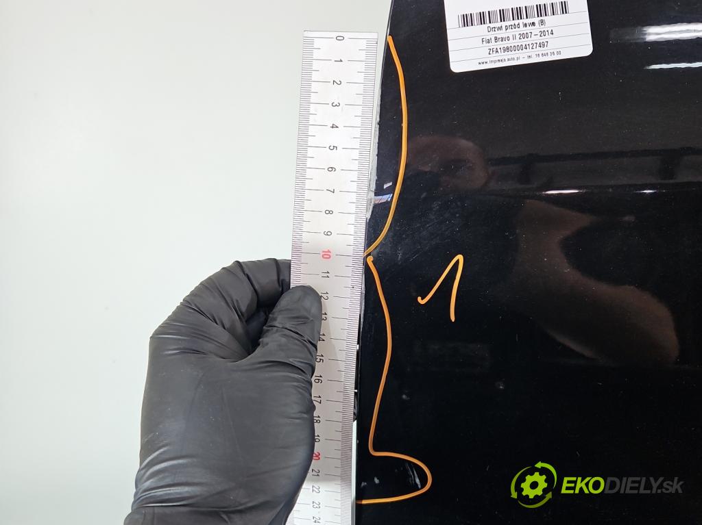 Fiat Bravo II 2007-2014 1.9 jtd 120 hp manual 88 kW 1910 cm3 5- dveře přední levé  (Klika dveří ostatní)