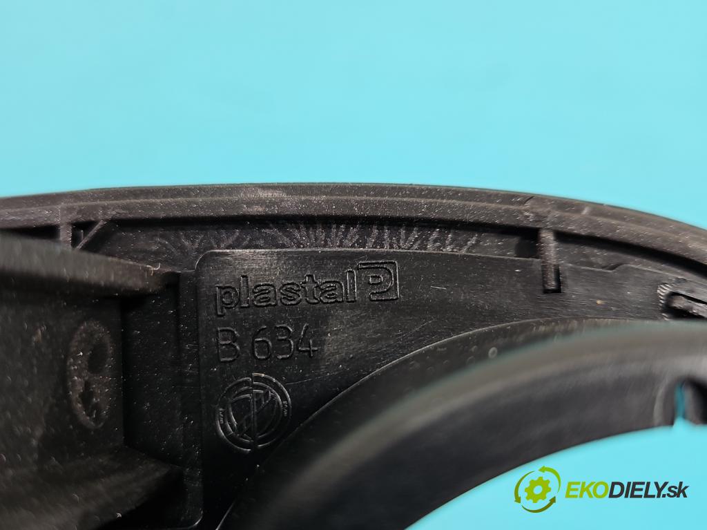 Alfa romeo 159 1.9 jtd 120 HP manual 88 kW 1910 cm3 5- lišta ozdobná vnitŕní: