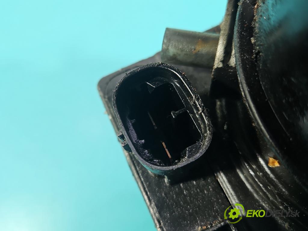 Peugeot 407 2.0 hdi 136hp manual 100 kW 1997 cm3 4- čerpadlo posilovač  (Servočerpadlo)