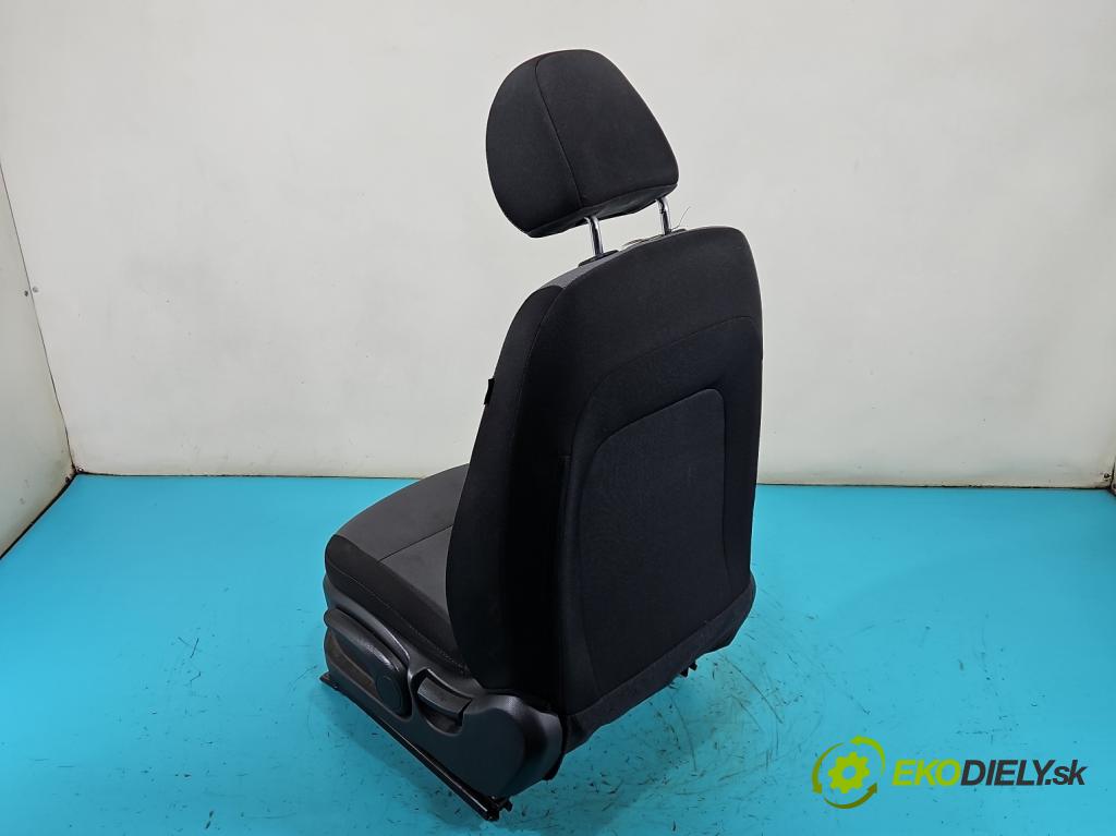 Hyundai i20 II 2014 -2020 1.2 16V 84KM manual 61,8 kW 1248 cm3 5- Sedačka ľavý  (Sedadlo)