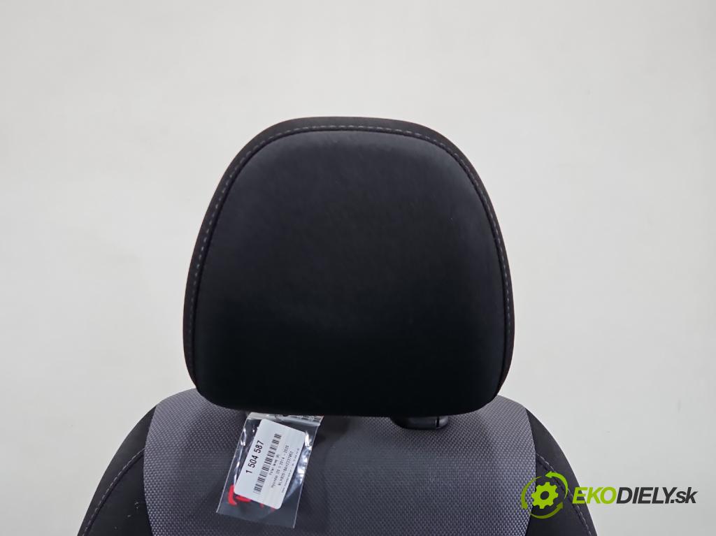 Hyundai i20 II 2014 -2020 1.2 16V 84KM manual 61,8 kW 1248 cm3 5- Sedačka ľavý  (Sedadlo)