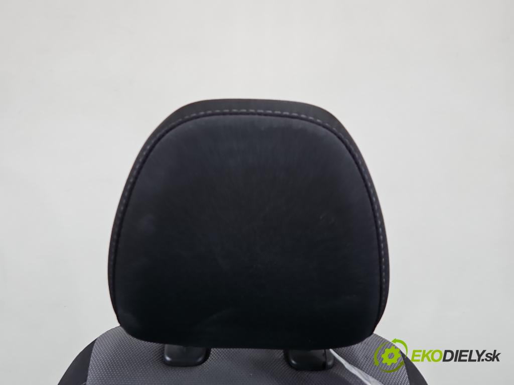 Hyundai i20 II 2014 -2020 1.2 16V 84KM manual 61,8 kW 1248 cm3 5- Sedačka pravý (Sedadlo)