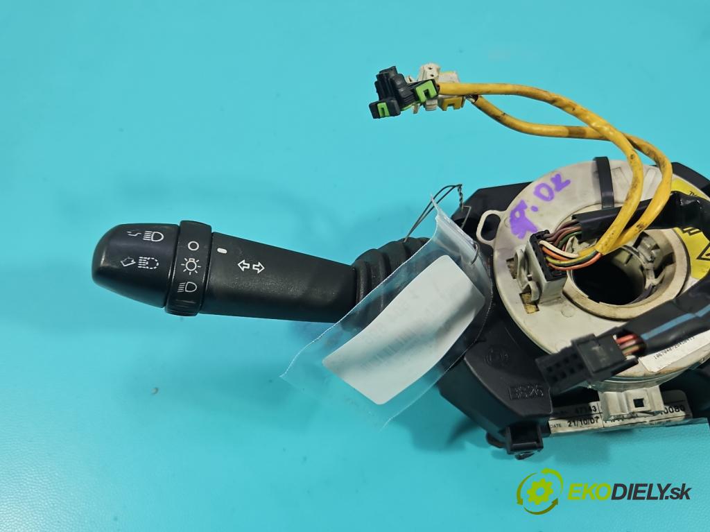 Fiat Bravo II 2007-2014 1.9 jtd 120 HP manual 88 kW 1910 cm3 5- prepínač komplex: 07354410080 (Prepínacie páčky pod volantom)