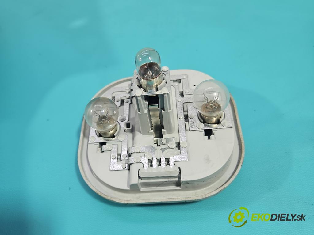 Fiat Bravo II 2007-2014 1.9 jtd 120 HP manual 88 kW 1910 cm3 5- svetlo / reflektor zadné ľavé  (Kľučka dverí ostatné)