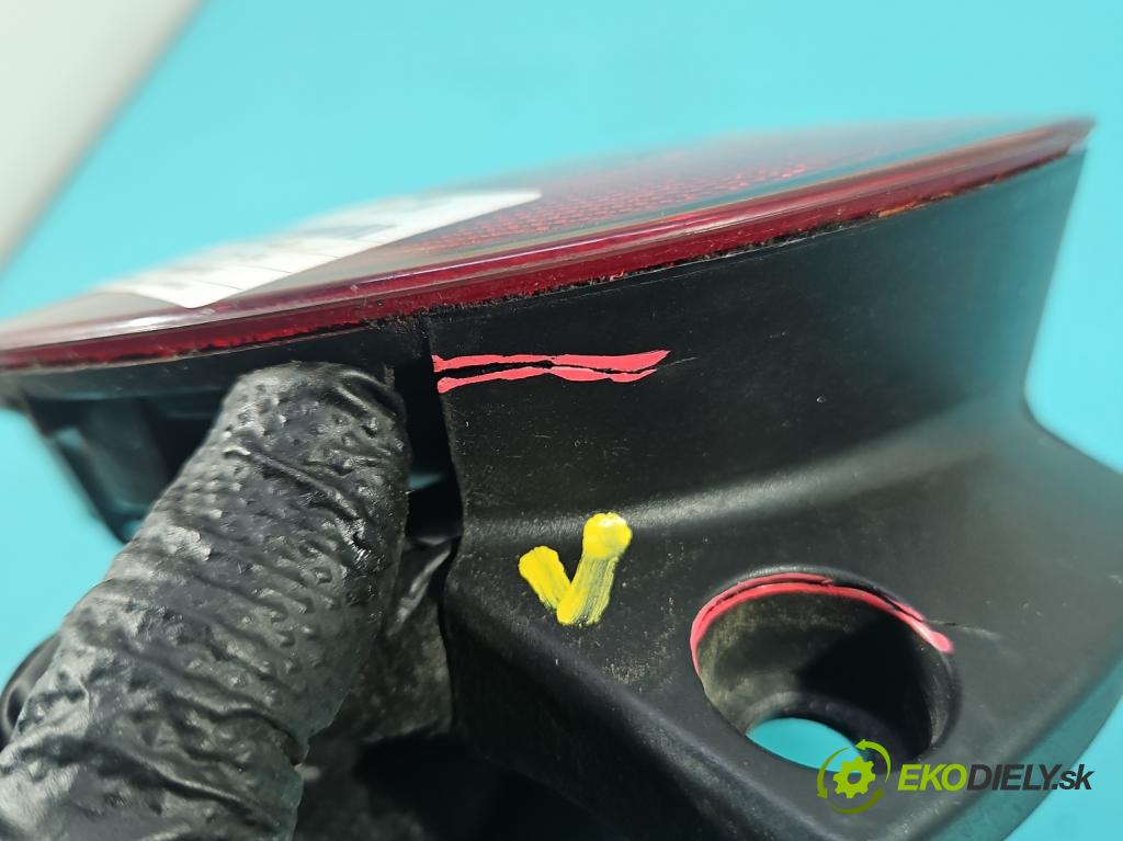 Fiat Bravo II 2007-2014 1.9 jtd 120 HP manual 88 kW 1910 cm3 5- svetlo / reflektor zadné ľavé  (Kľučka dverí ostatné)