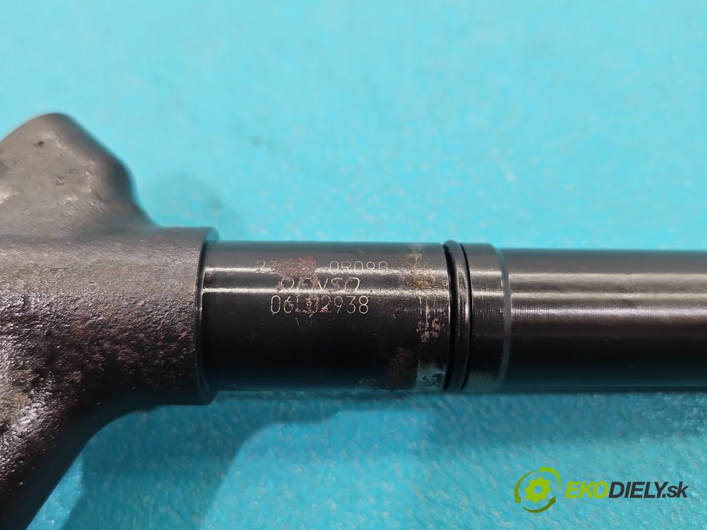 Toyota Avensis III T27 2009-2018 2.2 D-CAT 150 HP automatic 110 kW 2231 cm3 5- vstrek 23670-0R090 (Vstrekovač paliva)