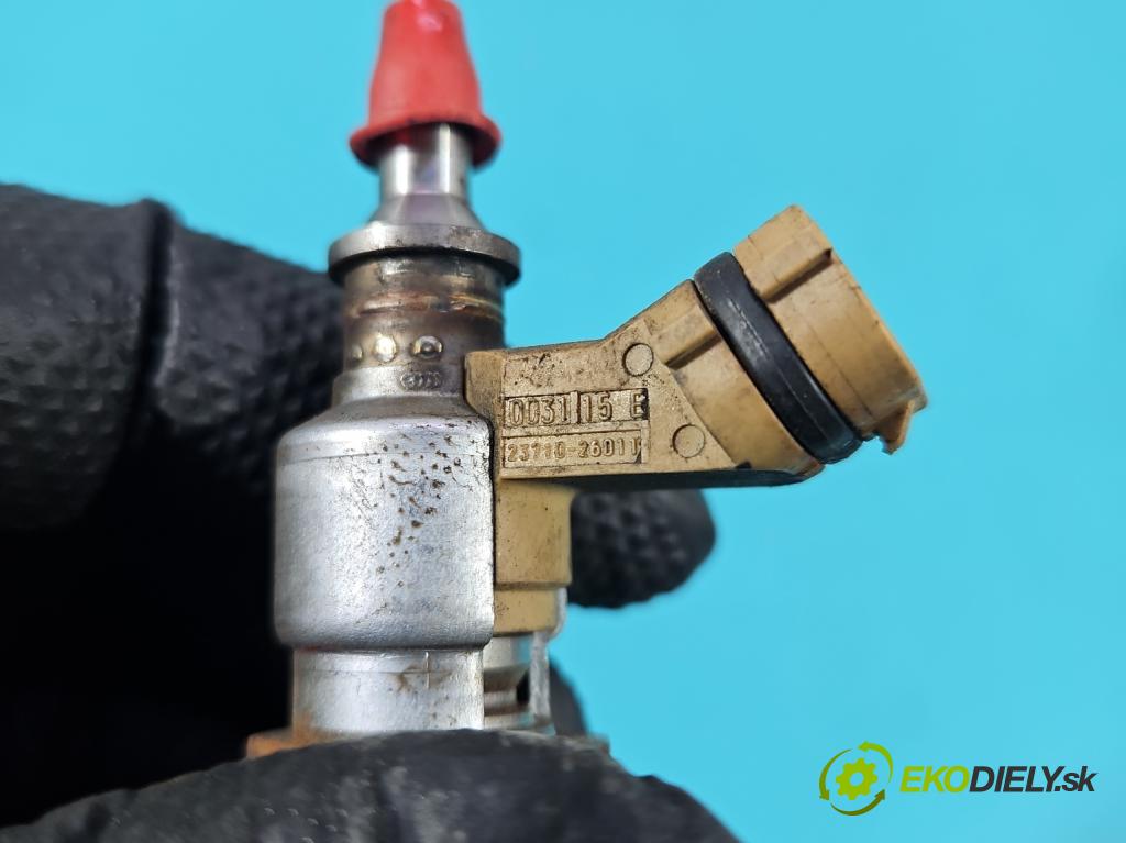 Toyota Avensis III T27 2009-2018 2.2 D-CAT 150 HP automatic 110 kW 2231 cm3 5- vstrek 23710-26011 (Vstrekovač paliva)