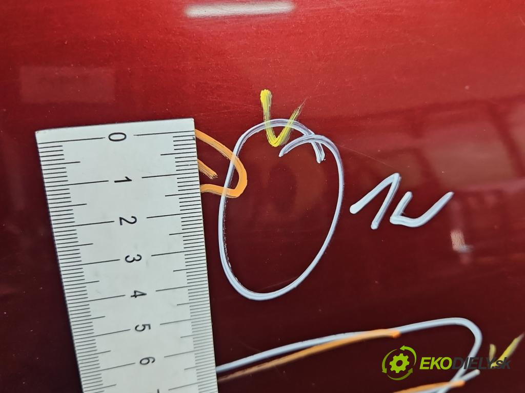 Mazda CX-9 3.7 V6 273KM: automatic 201 kW 3726 cm3 5- dvere predné pravé  (Kľučka dverí ostatné)
