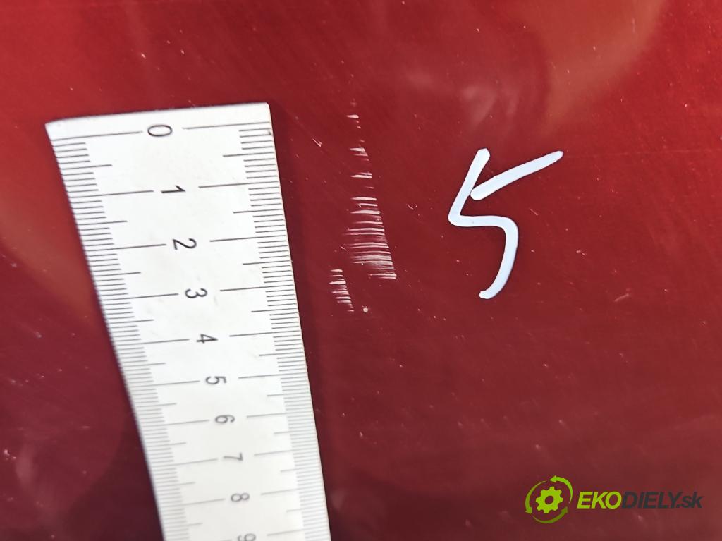 Mazda CX-9 3.7 V6 273KM: automatic 201 kW 3726 cm3 5- dvere zadné pravé (Kľučka dverí ostatné)