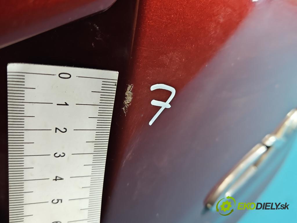 Mazda CX-9 3.7 V6 273KM: automatic 201 kW 3726 cm3 5- zadní kufrové dveře  (Zadní kapota (kufr))