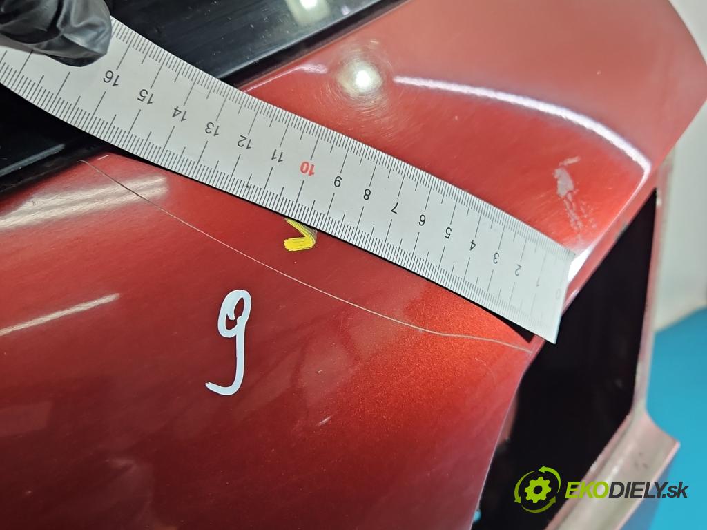 Mazda CX-9 3.7 V6 273KM: automatic 201 kW 3726 cm3 5- zadní kufrové dveře  (Zadní kapota (kufr))