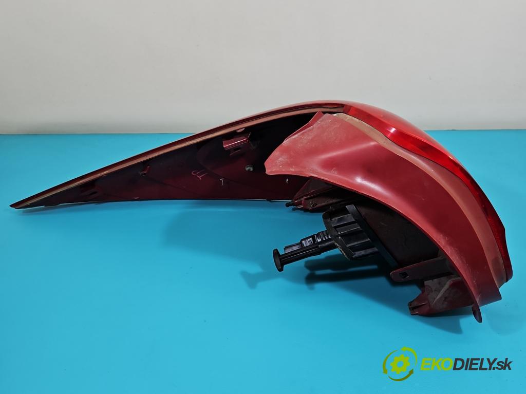 Peugeot 207 1.4 16V 95 hp manual 70 kW 1397 cm3 5- světlo zadní pravé 9680157980 (Klika dveří ostatní)