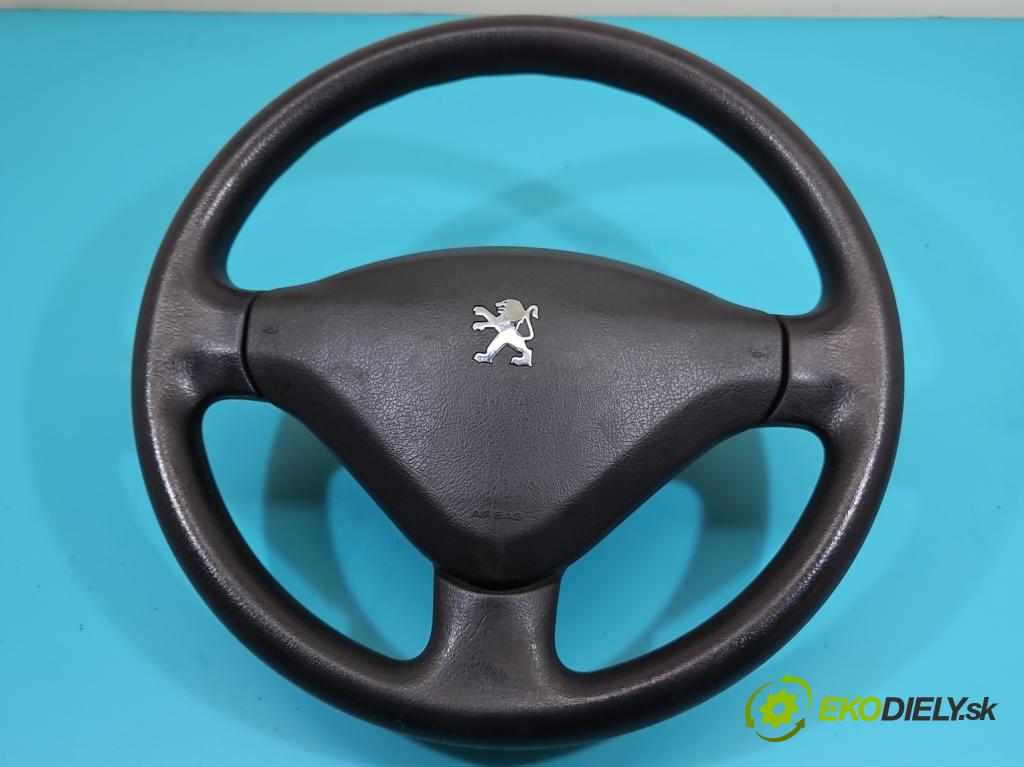 Peugeot 207 1.4 16V 95 HP manual 70 kW 1397 cm3 5- volant  (Volant)