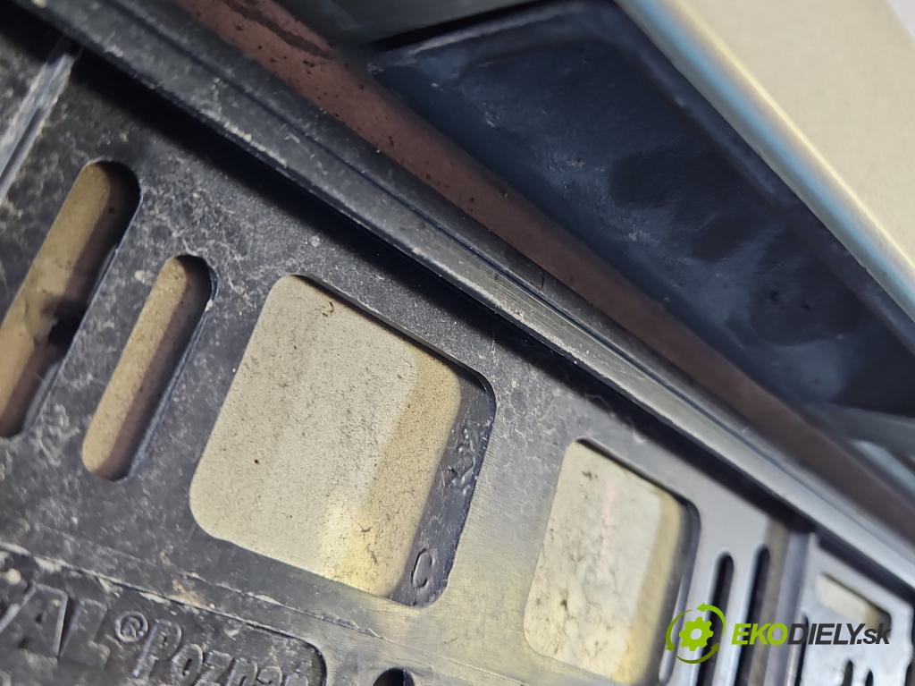 Peugeot 207 1.4 16V 95 hp manual 70 kW 1397 cm3 5- zadní kufrové dveře  (Zadní kapota (kufr))