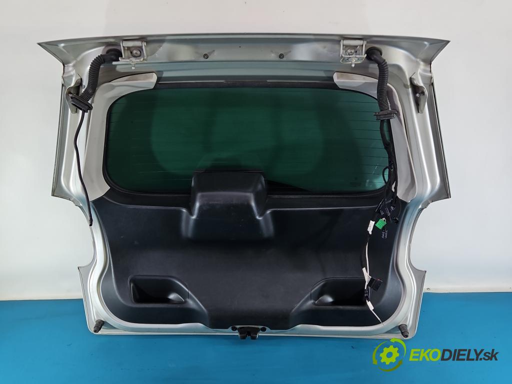 Peugeot 207 1.4 16V 95 hp manual 70 kW 1397 cm3 5- zadní kufrové dveře  (Zadní kapota (kufr))