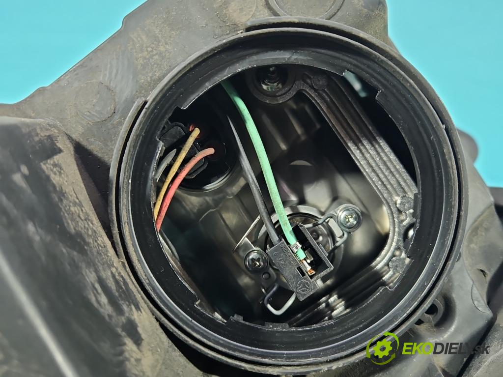 Chevrolet Captiva 2.2 VCDI 184hp automatic 135 kW 2231 cm3 5- Reflektor: pravý  (Svetlo predné pravé)