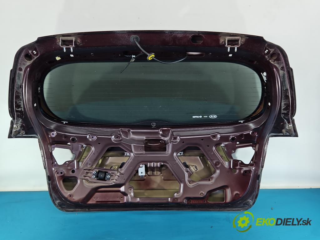 Kia Sorento III 2014-2020 2.0 crdi 185 hp automatic 136 kW 1999 cm3 5- zadní kufrové dveře  (Zadní kapota (kufr))