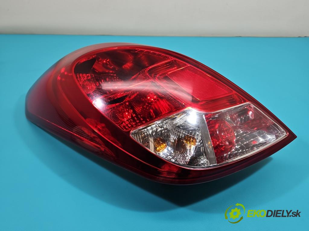 Hyundai I20 I 2008-2014 1.4 16V (G4FA) 101 hp automatic 74 kW 1396 cm3 5- světlo zadní levé 9240-4P500 (Klika dveří ostatní)