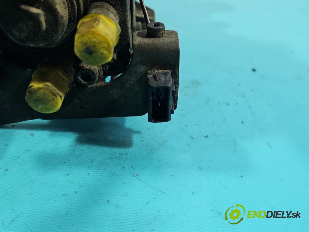 Volvo V70 I 1996-2000 2.5 tdi 140 HP manual 103 kW 2460 cm3 5- čerpadlo vstrekovacia 0460415990 (Vstrekovacie čerpadlo)