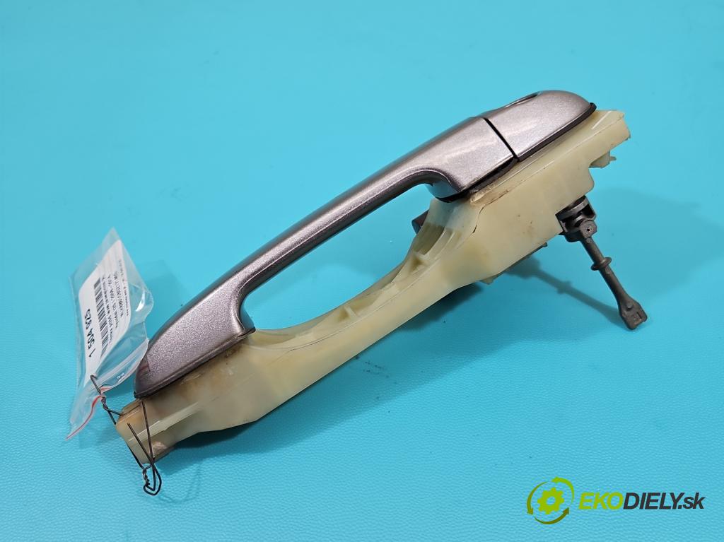 Hyundai I20 I 2008-2014 1.4 16V (G4FA) 101 HP automatic 74 kW 1396 cm3 5- rukoväť predné ľavé mimo:  (Kľučka dverí vonkajšia predná ľavá)